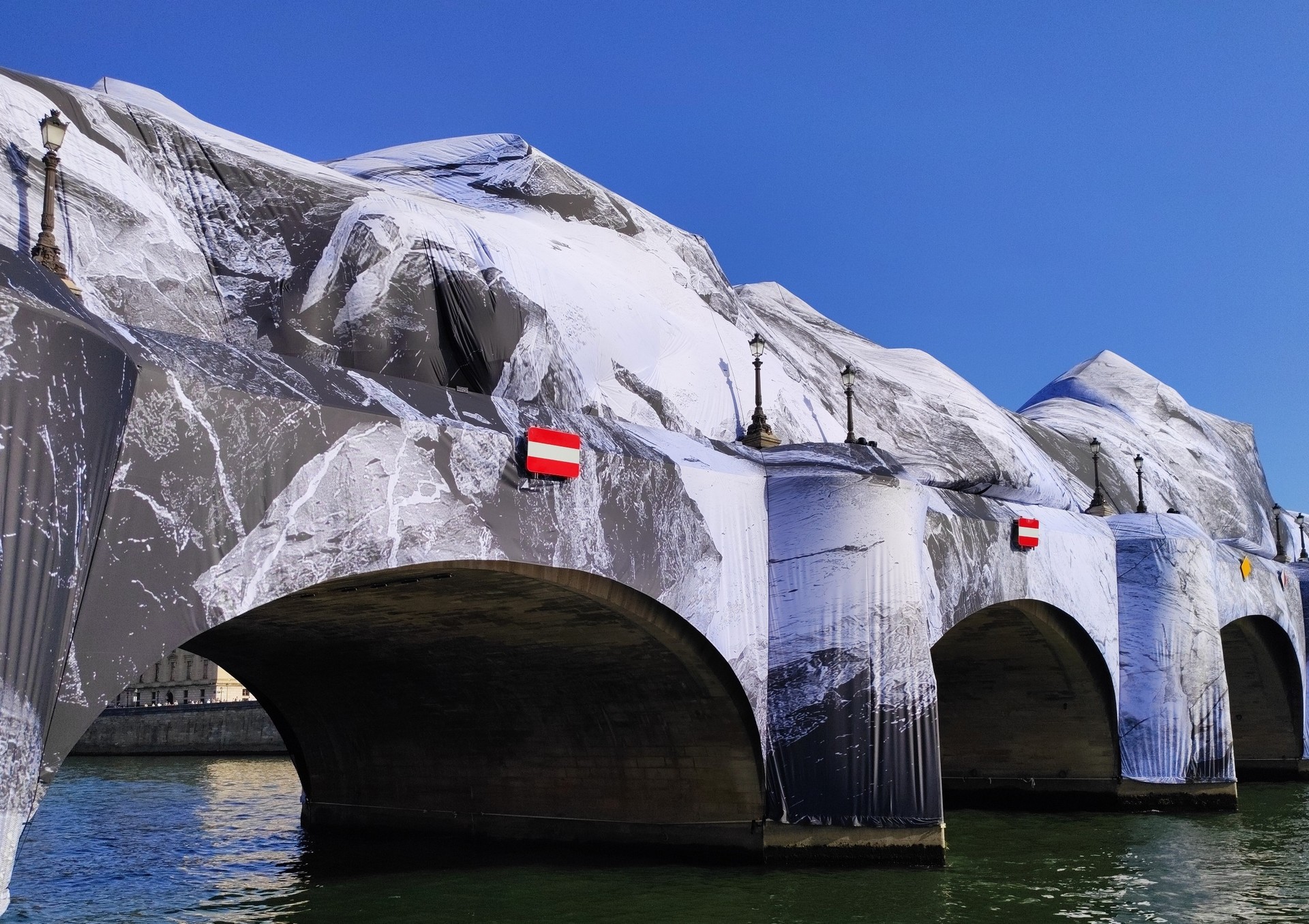 Béatrice - La caverne du Pont Neuf vue d'en bas