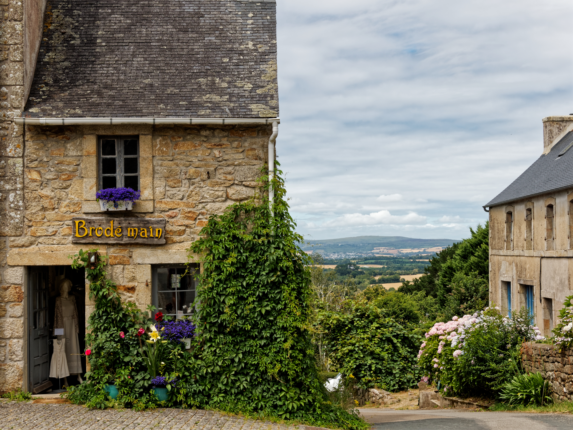 Catherine - Locronan