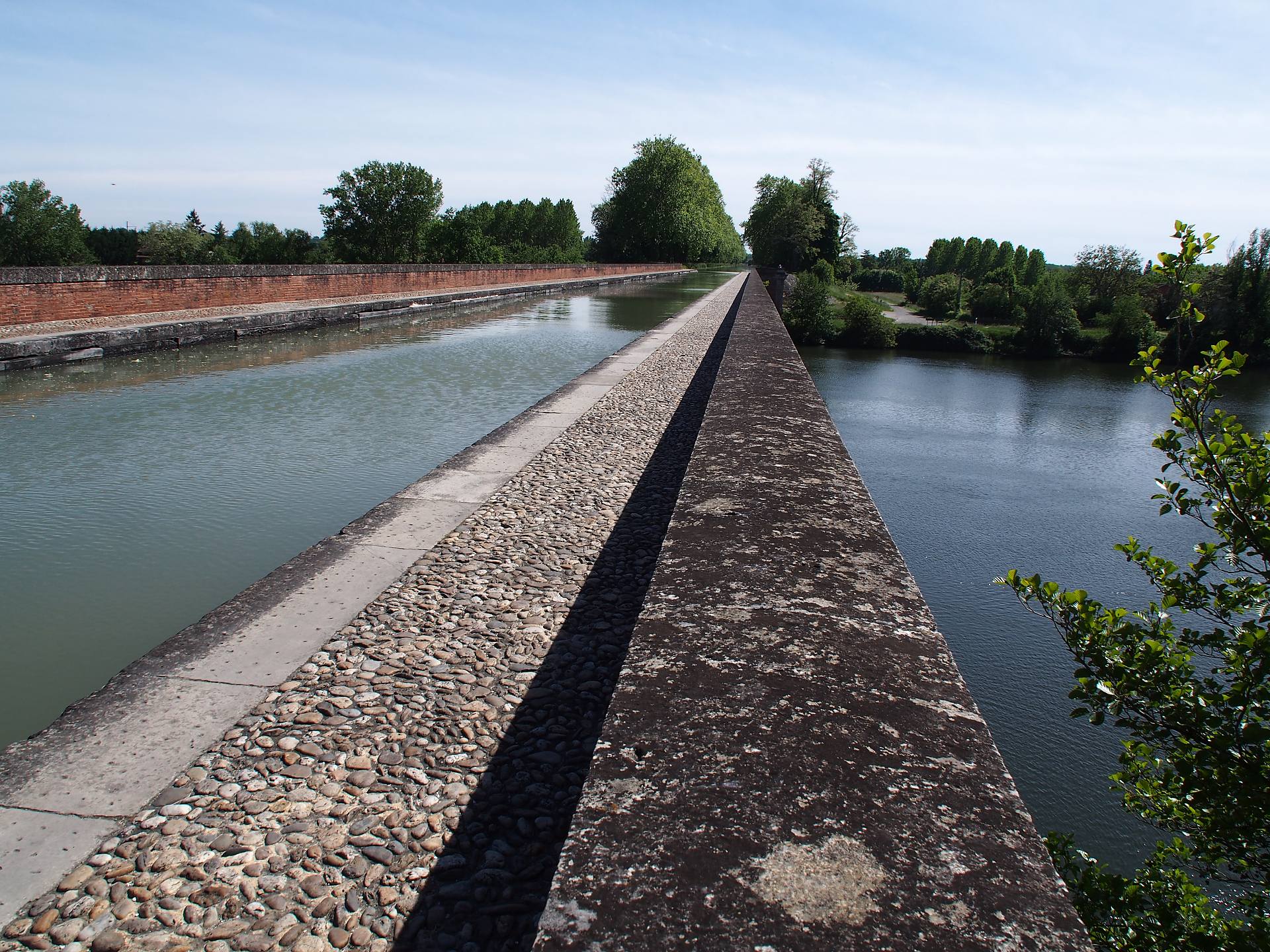 Joel-pont-canal-region-toulousaine