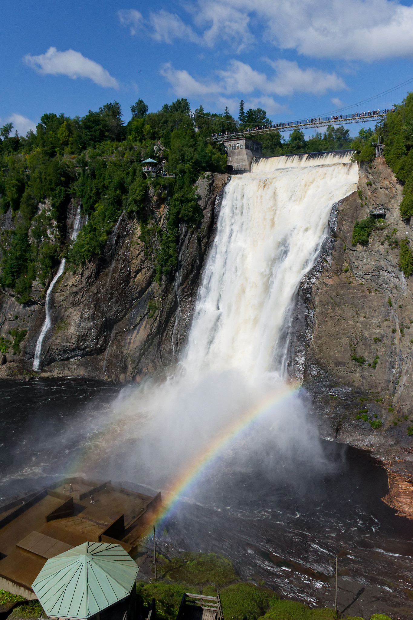 Serge - pont_cascade_momontrency_quebec_DxO