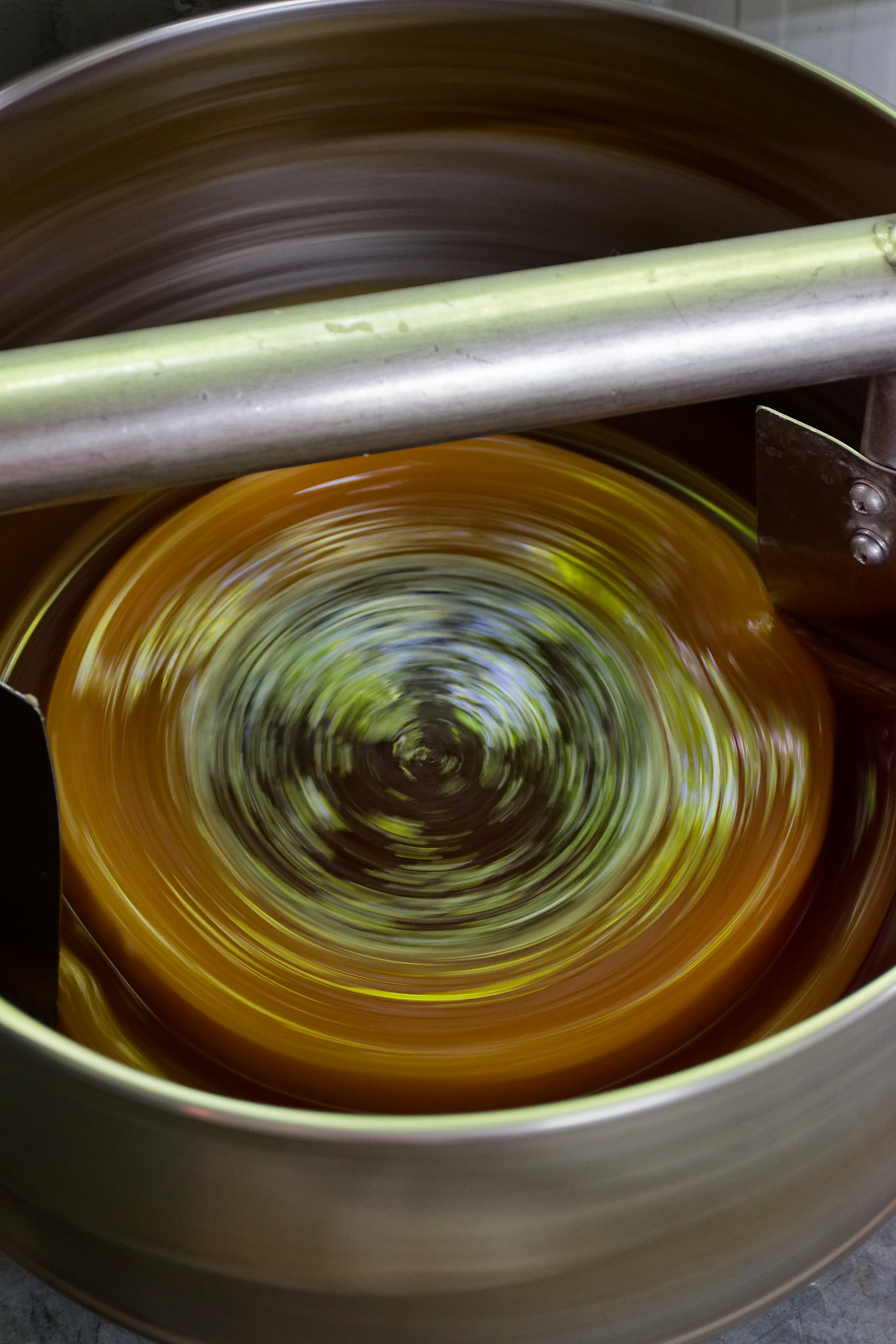 Serge - tourner_manege_et_le_beurre_d_erable_viendra